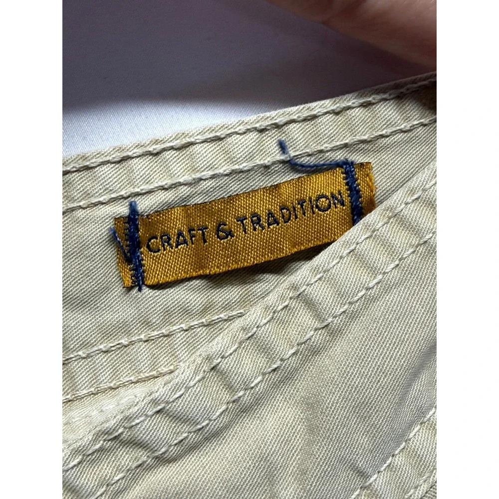 Across The Pond Signature Line Cargo Shorts Mens 32 Beige Cotton Utility Pockets